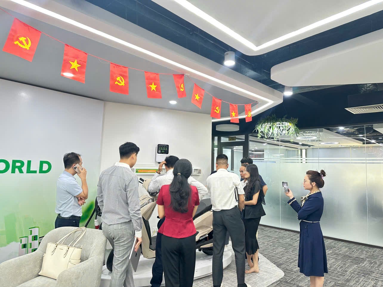 EVG Group & EV hướng tới tương lai giao thông điện hóa hiện đại và sạch