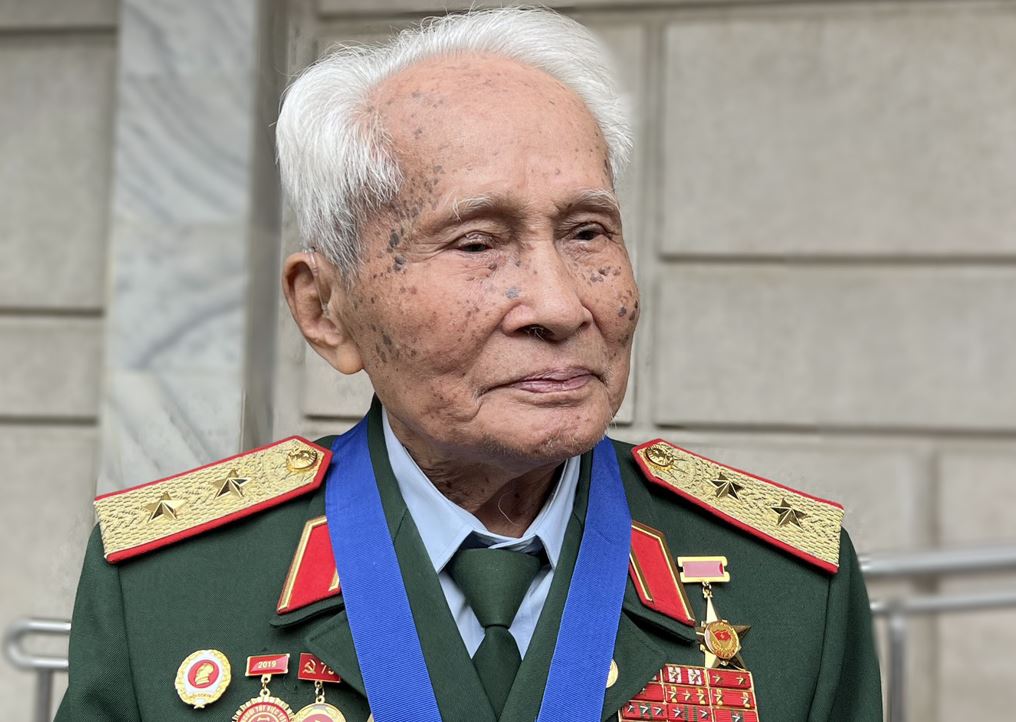 Đồng chí Nguyễn Quốc Thước được biết đến là Trung tướng của Quân đội nhân dân Việt Nam