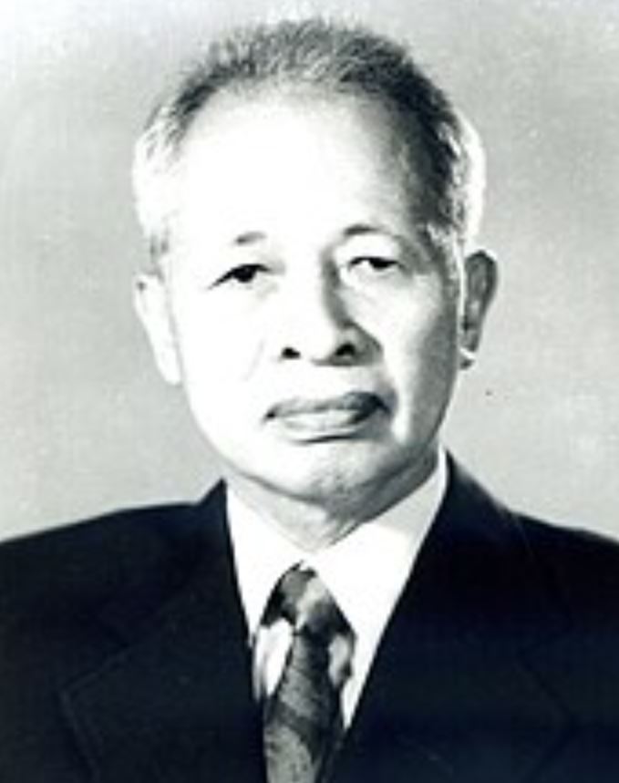 Trần Quỳnh là một chính trị gia nổi tiếng của nước Việt Nam dân chủ cộng hòa