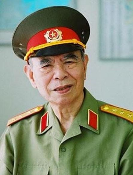 Hoàng Minh Thảo được biết đến là Thượng tướng của Quân đội nhân dân Việt Nam