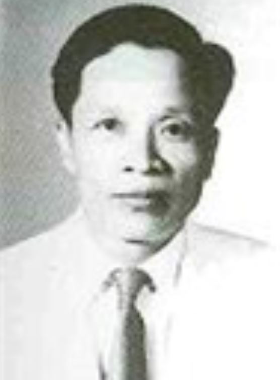 Nguyễn Hữu Khiếu là một nhà ngoại giao, chính trị gia nổi tiếng tại nước Việt Nam dân chủ cộng hòa