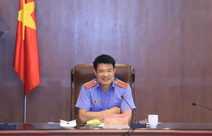 Đồng chí Nguyễn Huy Tiến đã giám sát làm việc với Công an tỉnh Bình Dương về tình hình chấp hành pháp luật công tác tạm giữ, tạm giam và thi hành án hình sự