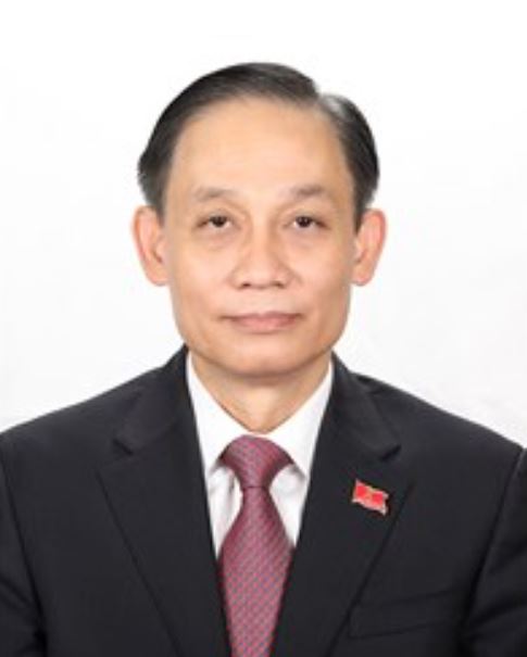 Lê Hoài Trung là một nhà ngoại giao, chính trị gia nổi tiếng người Việt Nam