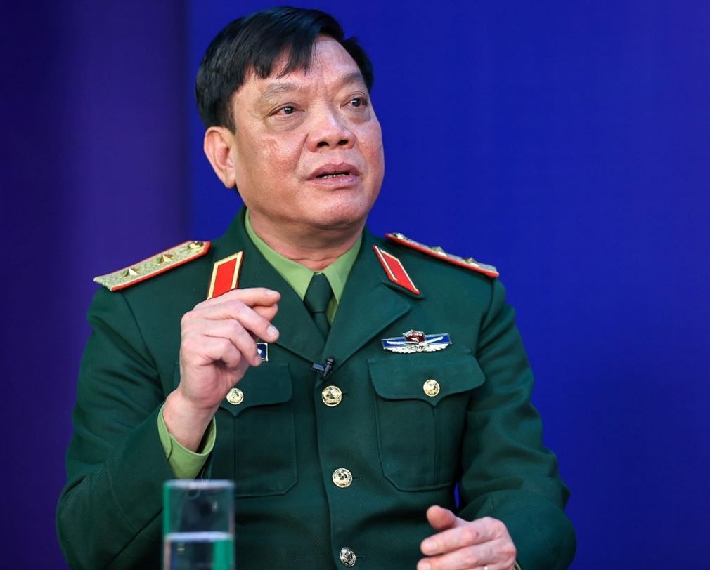 Ngô Minh Tiến là một tướng lĩnh của Quân đội nhân dân Việt Nam mang quân hàm Thượng tướng