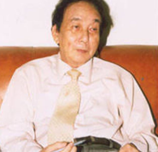 Từ năm 1999 – mất, ông đảm nhiệm nhiều chức vụ khác nhau như Chủ tịch Hội Hữu nghị Việt Nam - Nhật Bản, Chủ tịch Liên hiệp các hội khoa học và kỹ thuật Việt Nam,…
