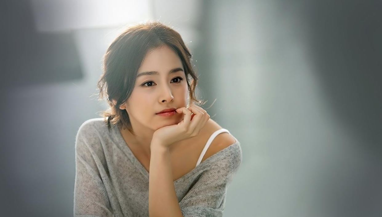 Tiểu sử Kim Tae Hee – Nữ thần nhan sắc