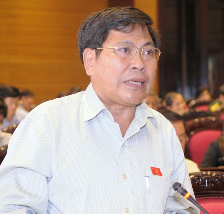 Hà Sơn Nhin là một trong những vị chính khách nổi tiếng của nước Việt Nam dân chủ cộng hòa