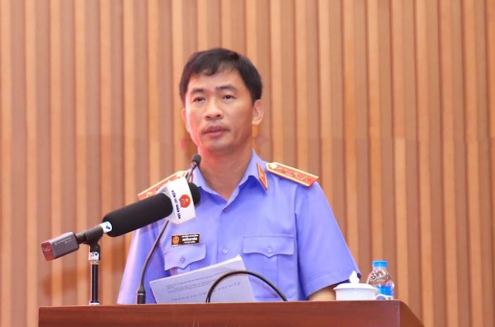 Nguyễn Duy Giảng được biết đến là  Kiểm sát viên của Viện kiểm sát nhân dân tối cao tại nước Việt Nam