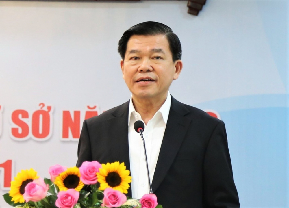 Nguyễn Hồng Lĩnh nổi tiếng là một chính trị gia của nước Việt Nam dân chủ cộng hòa