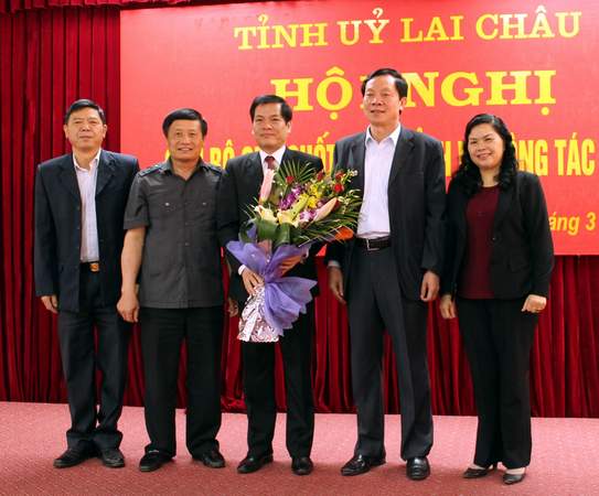 Tại Đại hội đại biểu Đảng bộ tỉnh lần thứ 12, đồng chí được bầu làm Bí thư Tỉnh ủy khóa XI