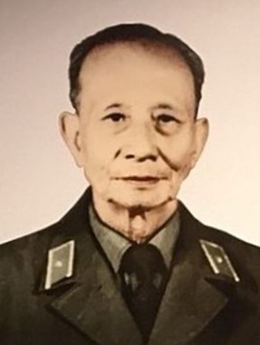 Năm 1943, Phạm Gia Triệu được công nhận là sinh viên nội trú dự bị của các bệnh viện Hà Nội