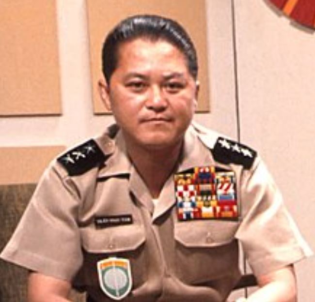 Trần Ngọc Tám là một tướng lĩnh Bộ binh của Quân lực Việt Nam Cộng hòa mang cấp bậc Trung tướng