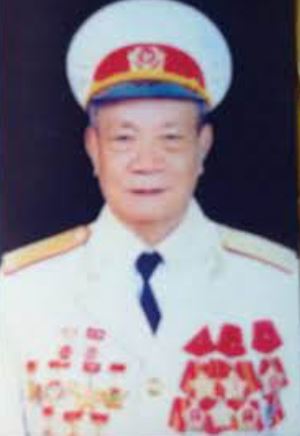 Bùi Đức Tạm là một tướng lĩnh QĐND Việt Nam mang quân hàm Thiếu tướng