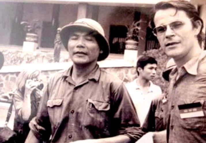 Bùi Văn Tùng là sĩ quan cao cấp của Quân đội nhân dân Việt Nam mang quân hàm Đại tá