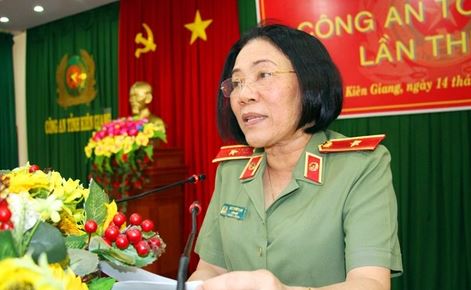 Bùi Tuyết Minh được biết đến là nữ Giám đốc Công an tỉnh Kiên Giang