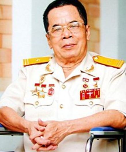 Nguyễn Văn Thương được biết đến là thiếu tá tình báo nổi tiếng tại Việt Nam và anh hùng lực lượng vũ trang nhân dân