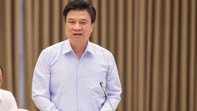 Mới đây, thủ tướng chính phủ vừa đồng ý kéo dài thời gian giữ chức vụ thứ trưởng Bộ Giáo dục và Đào tạo đối với ông Nguyễn Hữu Độ