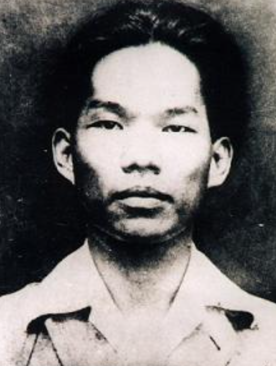 Ngày 22/02/1923, đồng chí Nguyễn An Ninh lại sang Pháp lần thứ hai với ý định hoàn thành bằng Tiến sĩ Luật
