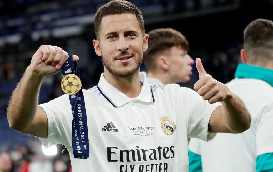 Tại Real Madrid anh khoác lên mình áo số 7 huyền thoại
