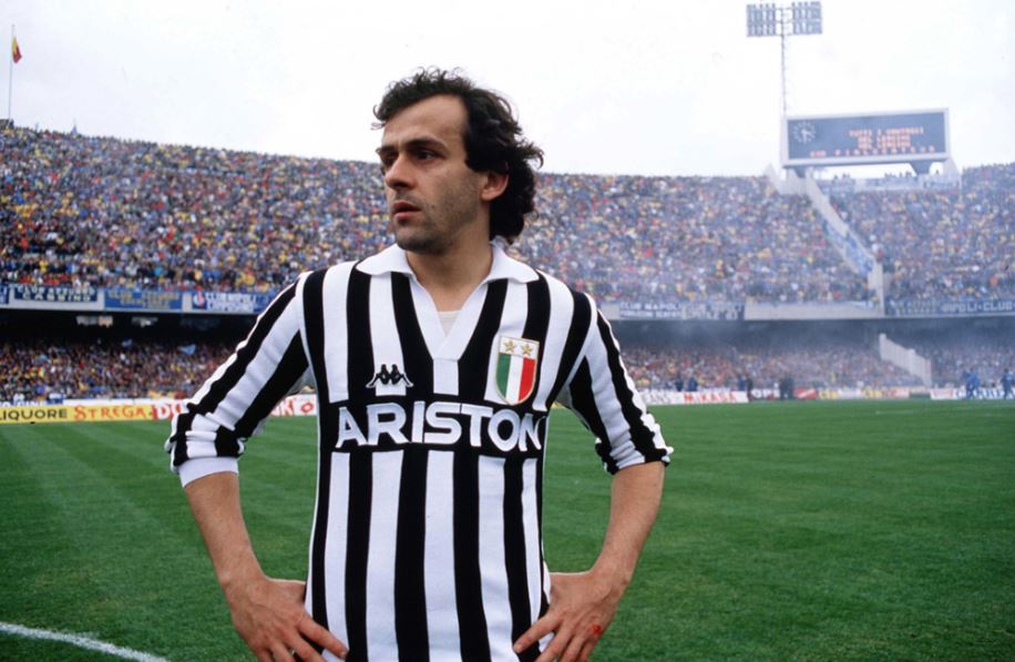 Michel Platini là cầu thủ bóng đá nổi tiếng người Pháp sinh 21/06/1955