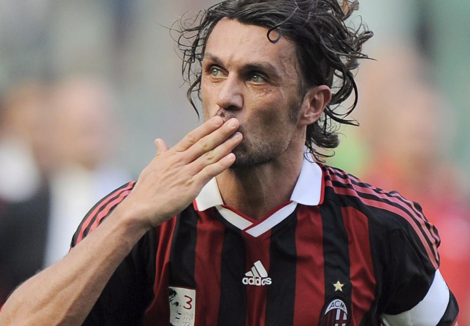 Paolo Maldini giành được nhiều thành tích và danh hiệu có giá trị trong sự nghiệp thi đấu của mình