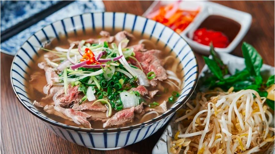 Phở được xem là món ăn truyền thống trong cuộc sống hàng ngày của người Việt